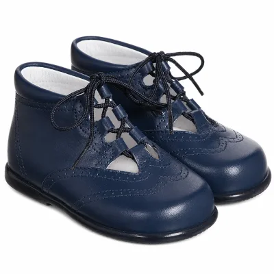 Modern Girls Casual Leather Lace-up Shoes Versatile Vintage Wingtip Shoes for Everyday Fashion