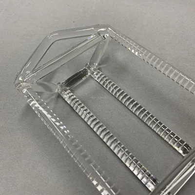 99.99% Purity Silicon Quartz Crucible Heat Resistant Clear Quartz Boat Wafer Carrier for Laboratory Use