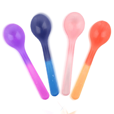 USSE New Arrivals Temperature-sensing Spoon, Baby Feeding Spoons Soft Training Feeding Spoons for Children