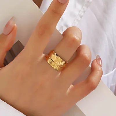 Stainless Steel Feather Ring, European and American Fashion Cool, Hiphop Style, Open-end Adjustable, 18K Gold-Plated Rings