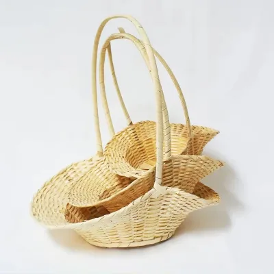 Baskets Bulk Gifts Empty Basket for Easter Egg Gathering Storage Wedding Graduation Baby Wicker Basket