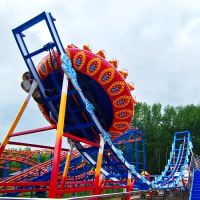Commercial Thrilling UFO Flying Disc Ride Fiberglass Outdoor Theme Park & Fairground Amusement Ride Factory Direct