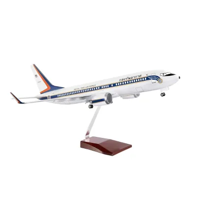 47cm Thai King's Special 737 Aircraft Model with Lights Passenger Plane Simulation Gift Ornament Aviation Collection