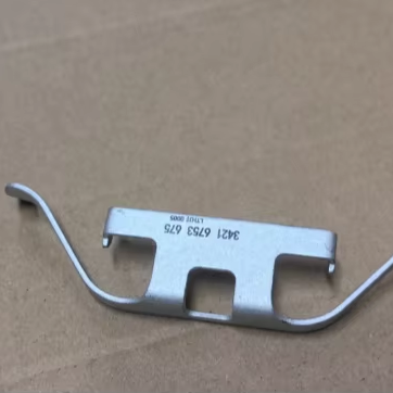 B-M-W 335xi 335i E90 E92 Rear Brake Pad Caliper Clip 34216753675