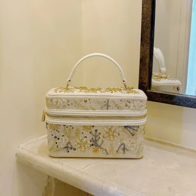 Vintage Floral Beaded Evening Bag Women's Fashion Embroidery Purse Elegance Beige Box Clutch Wedding Party Ball Gown Handbag