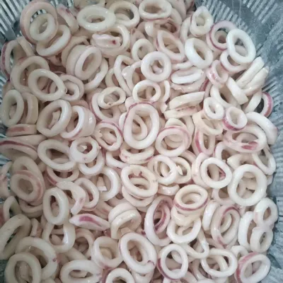 Available Chemical Skin Skinless Chooseable Free Frozen Giant Squid Rings with Premium Quality