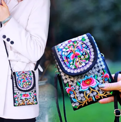 New Ethnic Style Embroidered Bag Women's Mobile Phone Bag Flap Canvas Crossbody Bag