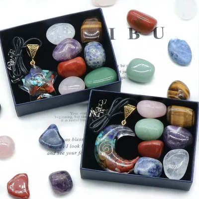 7 Chakra Polished Resin Wrapped Gravel Moon Star Healing Crystals Pendant Necklace Natural Irregular Rocks for Yoga Practice