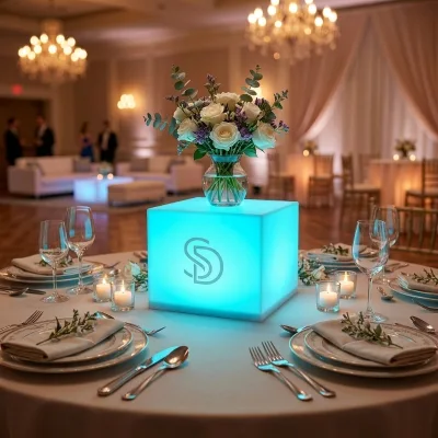Rechargeable Custom logo Small Wireless Acrylic Cubic Lamps Event Centrepeices for Wedding Center Table