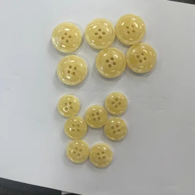 Wholesale Sustainable 4-Hole Flatback Style Resin Buttons Wide Wood Effect Pearl Logo Decoration Eco-Friendly for Clothes