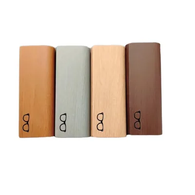 Customized Logo Hard Shell Eyeglasses Case Lightweight Portable Case for Men Sunglasses Package