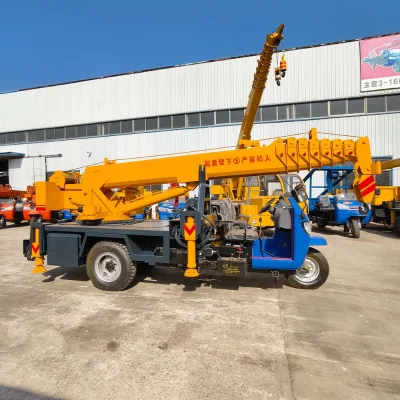 Mobile Three Wheels Truck 5 Ton Mini Crane with Small Tricycle Chaiss