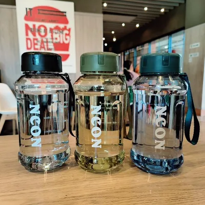 HECION Simple, High-Capacity, Heat-Resistant, Shock-Resistant Water Bottle Portable, Car-Friendly, On-the-Go Sports Water Bottle