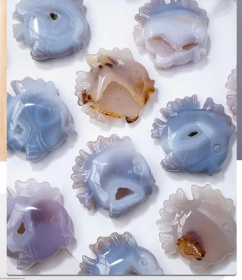 2026 Natural Crystal Carving Hand Made Grey Agate Animals Crystal Crafts Fish for Decoration Gift