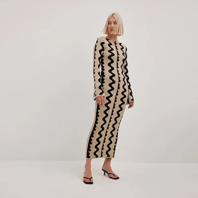 Hot Sales Round Neck Wavy Stripes Knitwear Color Contrast Flared Elegant Knitted Long Dres