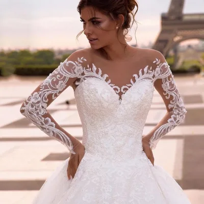 Elegant Bridal Wedding Dress Applique Vestido De Noiva Princess Sweetheart Full Sleeve Backless Vestidos De Novia Customized