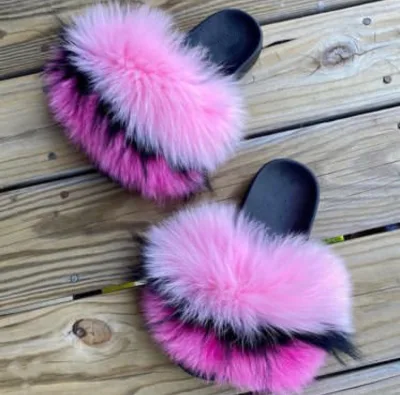 Women Luxury Fur Slides With Real Fur Fashion Lady Slippers for Traveling Furry Summer Fur Sandals