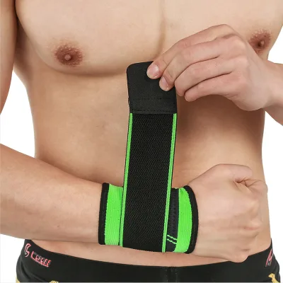New Bracer Wrist Support Guard Weightlifting Protective Gear Poignet Sport Wrist Strap Breathable Fitness Sports Gym Wrist Wraps