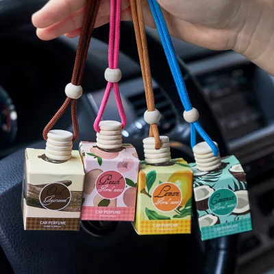 Factory Customized Car Deodorizing Fragrance Spray Car Hanging Perfume Aromatherapy Pendant