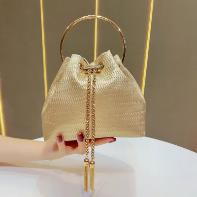 New Weave Pattern Metal Ring Handle Bucket Bag Fashion Women Handbag Drawstring Tassel Evening Bag Wedding Party Clutch Purse