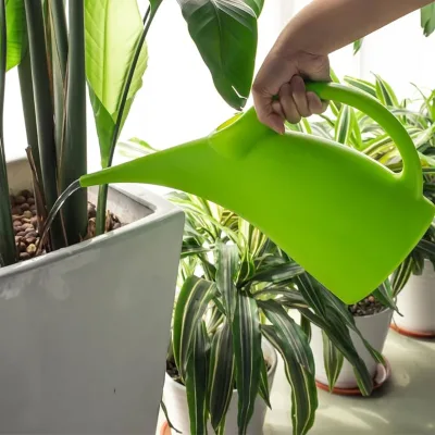 One99 Hot Sale Plant Watering Can Custom Color Spray Bottle Wholesale Garden Watering Pot Household Durable Plastic Garden Tool