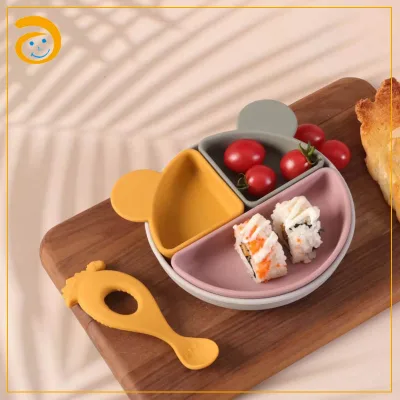 Hot Selling Bpa Free Safe Feeding Divider pink Kids Food Dinner Set Baby Suction Silicone Plate