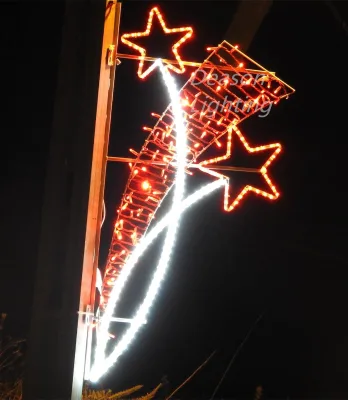 Outdoor Commercial Grade Pole Mounted Christmas Light