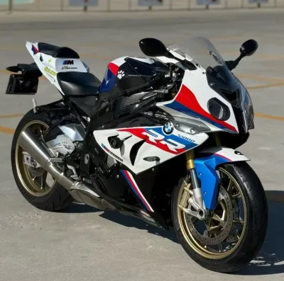 Used Motorcycles Sports Motorcycle 1000cc 4-cylinder Engine S1000RR Cbr1000rr ZX10R R1 GSX1000R with Perfect Electronic Control