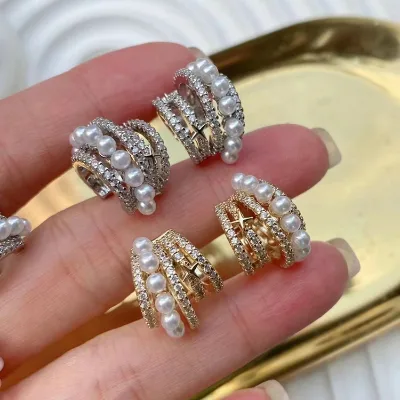 New Arrival White CZ Crystal Pearl Beads Ear Cuff Stackable C Shaped Ear Clips No Pierced Cartilage Earring for Women Ear Cuffs