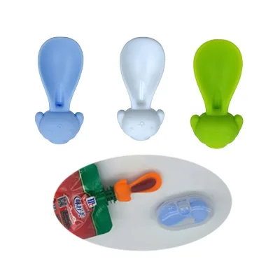 BPA Free Cute Silicone Baby Food Pouch Squeeze Spoon with Travel Cases Attachment Topper Bag Squeezing Spoons
