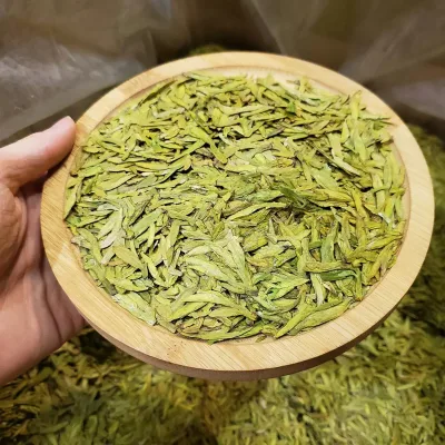High Quality China Hangzhou West Lake Longjing Leaves Dragon Well Loose Leaf Tea Mingqian Longjing Green Tea