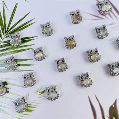 Hot sale high quality polished natural opal crystal necklace carvings healing white crystal owl pendant for gifts decoration