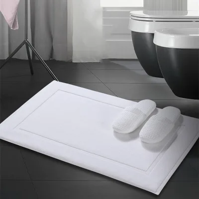 Lightweight Durable White Hotel Bathroom Mat Solid Cotton Non Slip Bottom Fast Water Drying Anti Skid Foot Mat
