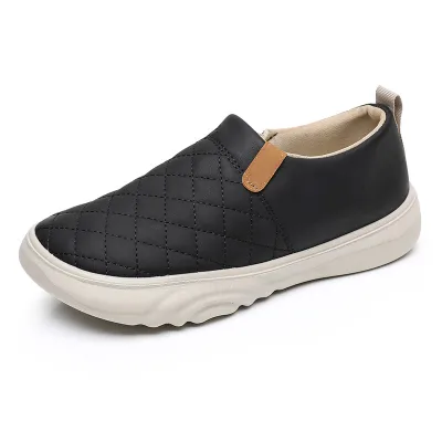 Slip Resistance Thick Sole Womens Loafers Comfort Casual Quilted PU Slip on Sneakers