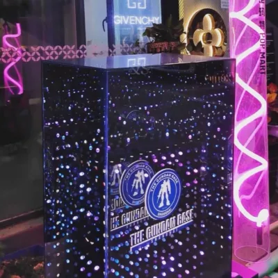 Abyss Effect, Infinite Effect, Cube Lamp Design, Layered Design, Abyss Mirror, Creative Design, Eye-catching Advertising Light