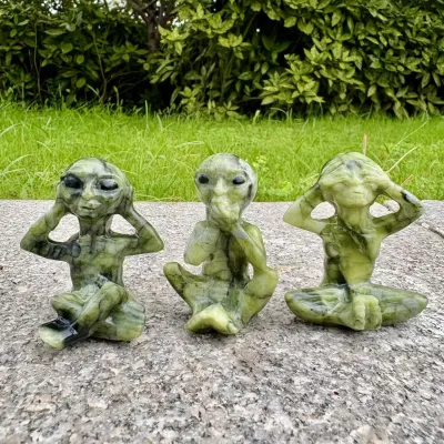Wholesale Natural Green Jade Alien Carving Don't Listen, Don't Look, Don't Say Carving Pieces for Home Decor & Lucky Gift