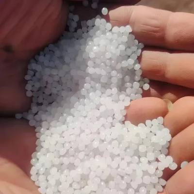 Nitrogen Content 46% Big Uniform Granular, High Hardness, Less Dust, Not Easy to Crush During Long Sea Container Transportation