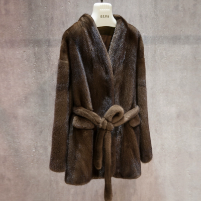 2025 New Luxury Grade Women's Full Skin Mink Coat Elegant Robe Style Belted Fur Jacket Real Mink Coats  for Wholesale