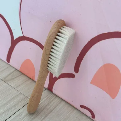 Wholesale Natural Soft Goat Bristle Premium Wooden Baby Hair Brush Comb Set Infant Hair Brush Newborn Baby Hairbrush 15cm Custom