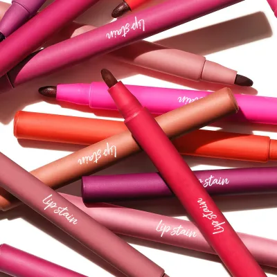 Vibrant Lip Definer Pencil Buildable Color Transfer Smudge Proof Custom Branding for Bulk Buyers Cosmetic Supplier