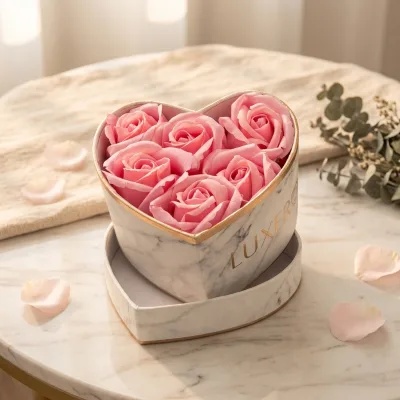 Recycle Double Cardboard Handmade Customized Valentine Heart Flower Box with Glossy Lamination