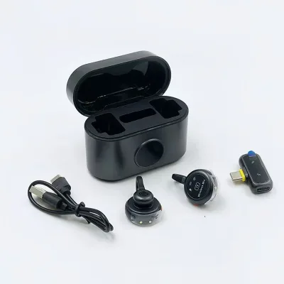 QY90 Wireless Lavalier Microphone Type C Hands-Free Reporting for Phone Interviews Street Walks Lapel Microphone