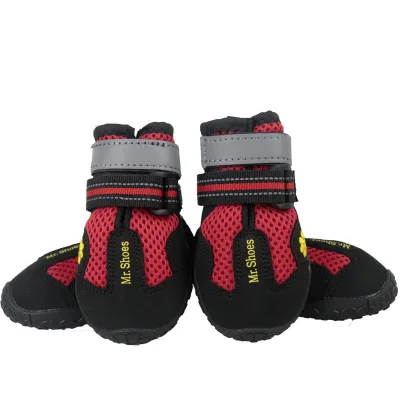 Outdoor Mountaineering Wear New Breathable Dog Shoes for Large Medium and Small Dogs in Europe and USA