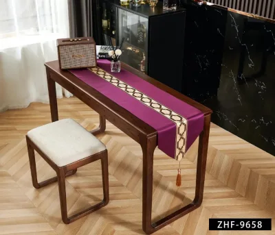 Custom Polyester Jacquard Printed Table Runner Washable Dinner Table Runner Striped Handmade Placemat Cover Pad