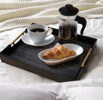 Custom Large Eco-Friendly American Style Modern Stylish Pine Wood Coffee Tableware Tray with Metal Handles for Home Office