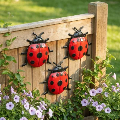 Factory-Direct Iron Seven-Spot Ladybug Wall Hanging Wall Decor Garden Ornament Pastoral Countryside Pack of 3
