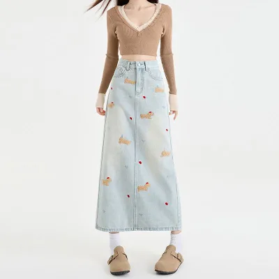 2025 New Women's Mid-Length Slim Hip Slit Denim Skirt Vintage Style High-Waist Dachshund Dog Embroidery Button Autumn Casual