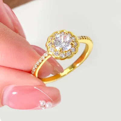 Fine Jewelry Inlaid High Quality Classic 925 Sterling Silver Moissianite Ring for Women