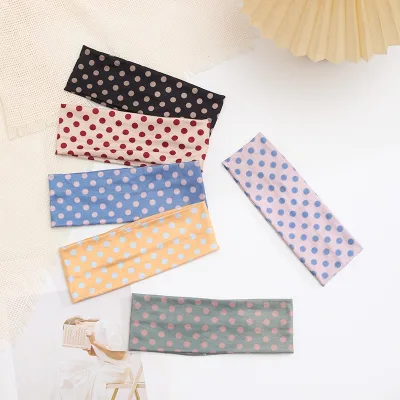 Stylish Dot-Print Hair Accessory Stretchy Dot-Print Fabric for All-Day Comfort Women's Hair Headband