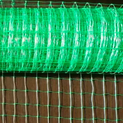 Green Plastic Biaxial Geogrid Net Industrial Agricultural Breeding Fence Anti Bird Plant Support Sloped Honeycomb Surface